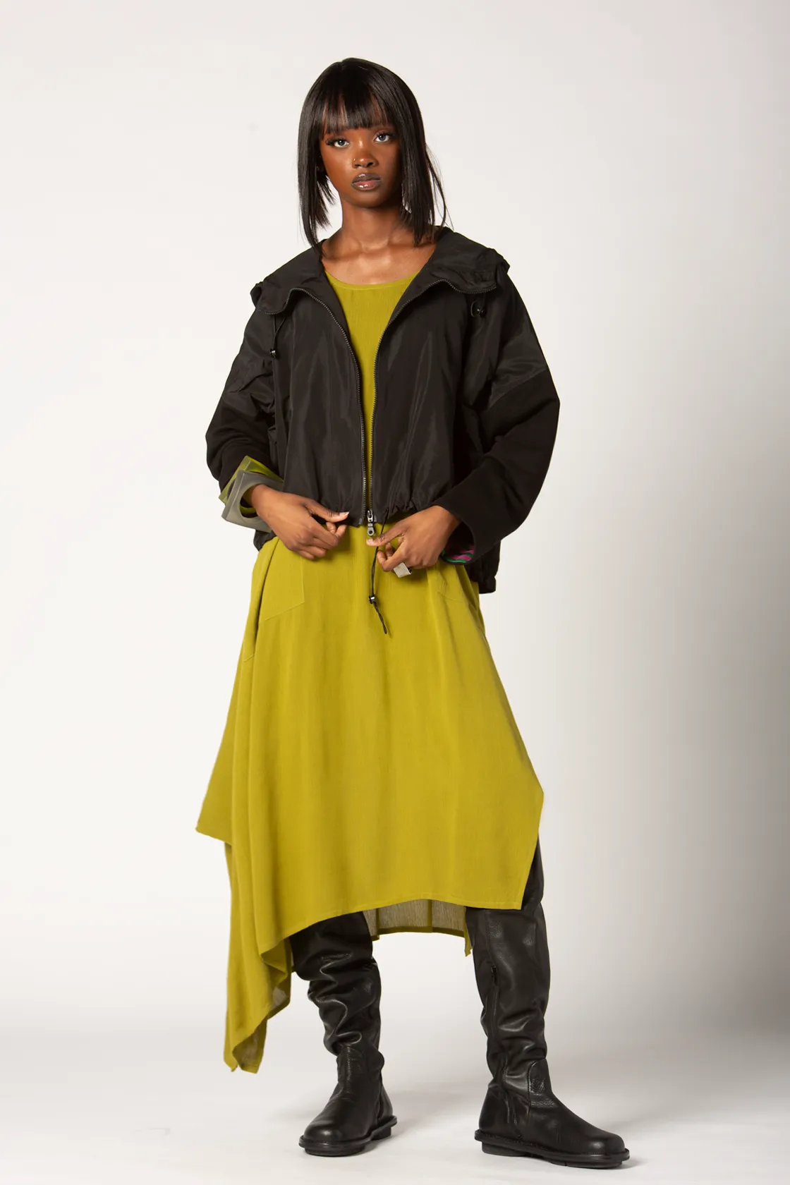 ALEMBIKA Spezia Jacket in Black