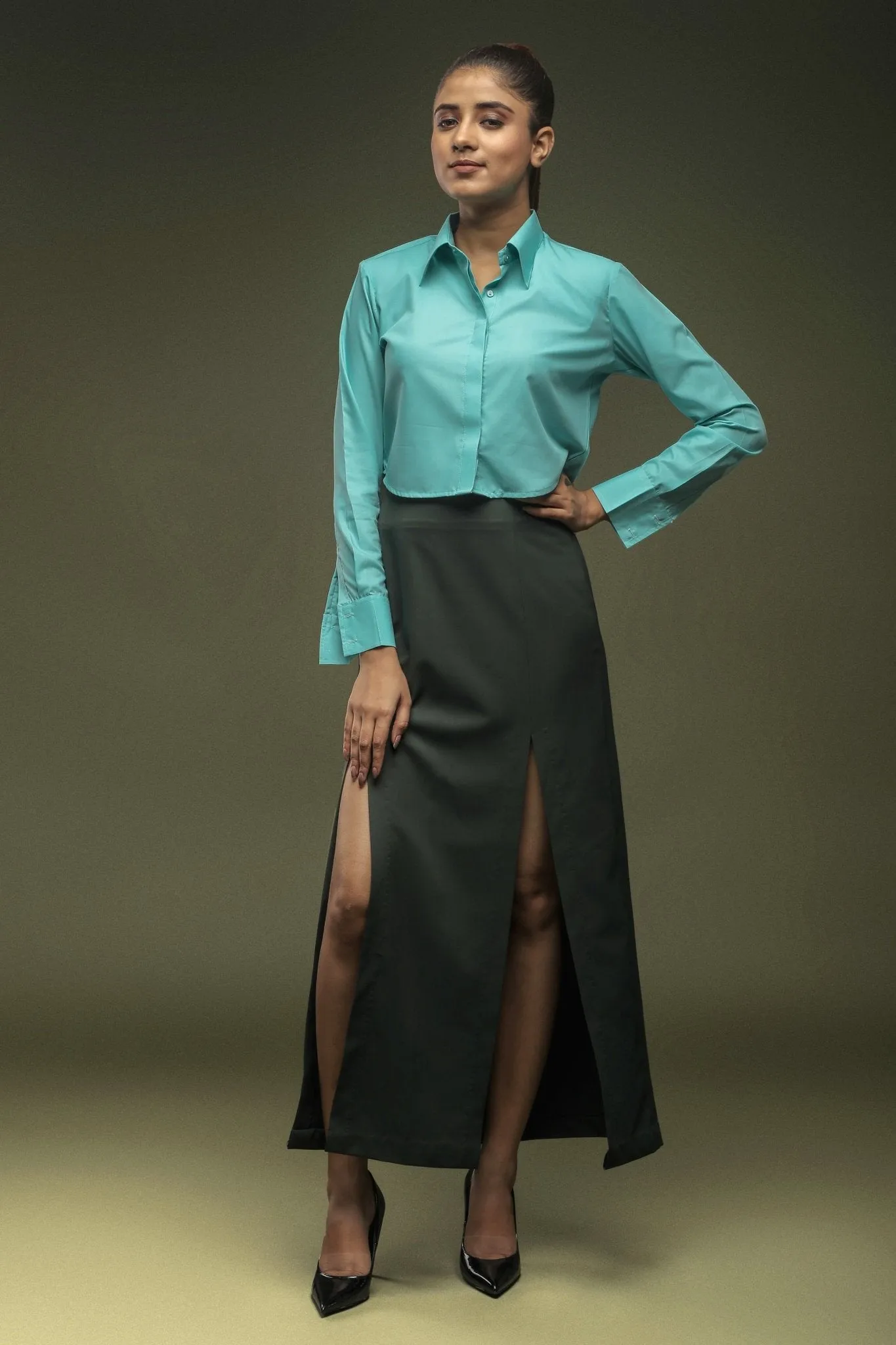 Green Slit Long Skirt